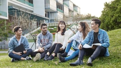 Các nước du học miễn phí: Mức học bổng hỗ trợ bao nhiêu?